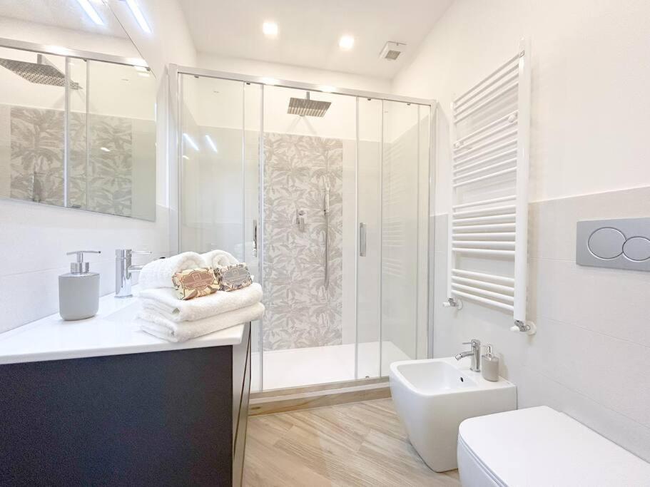 Apartamento Lusso In Centro Storico - Wifi - Ac Savona Exterior foto