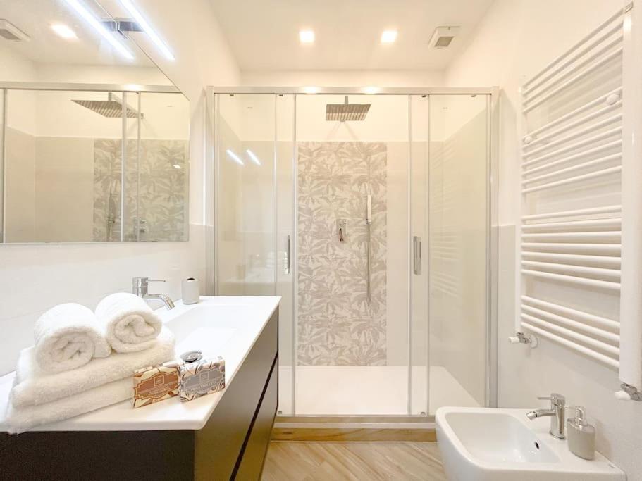 Apartamento Lusso In Centro Storico - Wifi - Ac Savona Exterior foto